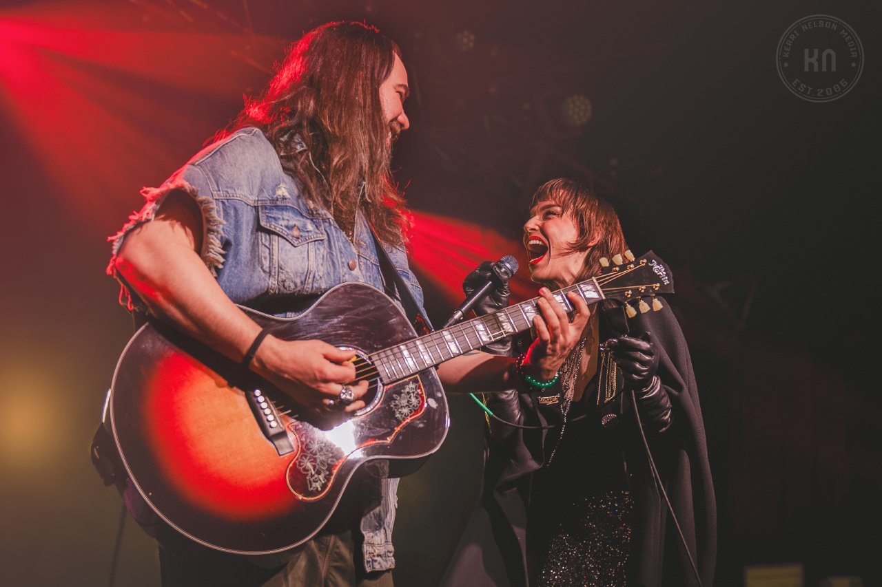 LZZY HALE & JOE HOTTINGER PERFORMING LIVE AT HIGHER GROUND